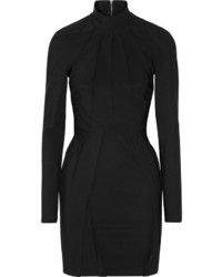Черное платье-футляр от Thierry Mugler