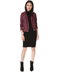 Черное платье-футляр от Monrow