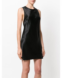 Черное платье от Versus