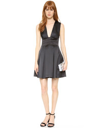 Черное платье от Bailey 44