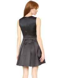 Черное платье от Bailey 44