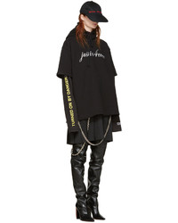 Черное платье от Vetements