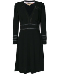 Черное платье от Burberry