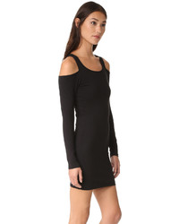 Черное платье от Chaser