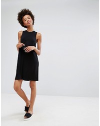 Черное платье от Monki