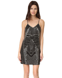 Черное платье от Haute Hippie