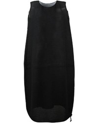 Черное платье от Issey Miyake