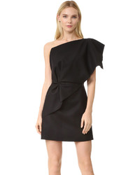 Черное платье от Jacquemus