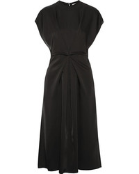 Черное платье от Loewe