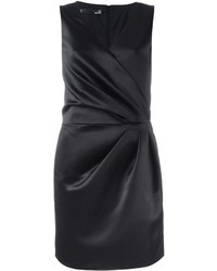 Черное платье от Love Moschino