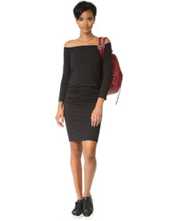 Черное платье от Monrow