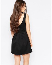 Черное платье от Wal G