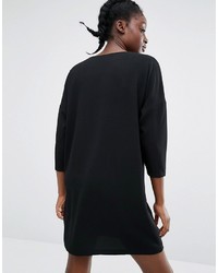 Черное платье от Monki