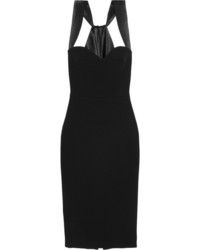 Черное платье от Victoria Beckham