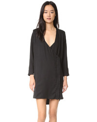 Черное платье от Won Hundred