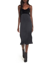 Черное сатиновое платье-комбинация