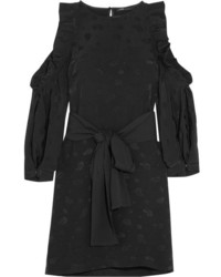 Черное сатиновое платье с рюшами
