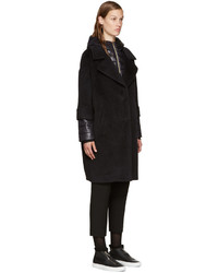 Женское черное стеганое пальто от Herno