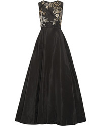 Черное шелковое вечернее платье с украшением от Oscar de la Renta