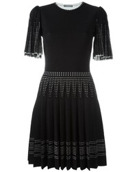 Черное шерстяное вязаное платье