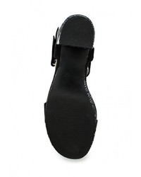 Черные босоножки на каблуке от Blink