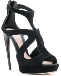 Черные босоножки на каблуке от Alexander McQueen