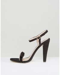 Черные босоножки на каблуке от Paper Dolls