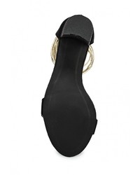 Черные босоножки на каблуке от Spurr
