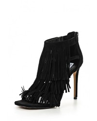 Черные босоножки на каблуке от Steve Madden