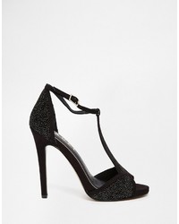 Черные босоножки на каблуке от Ravel
