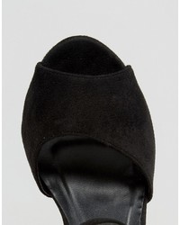 Черные босоножки на каблуке от Daisy Street