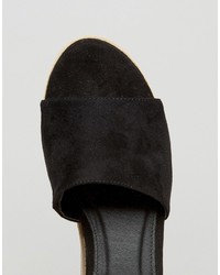 Черные босоножки на танкетке от Asos