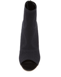 Черные ботильоны в сеточку от Steven