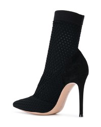 Черные ботильоны в сеточку от Gianvito Rossi