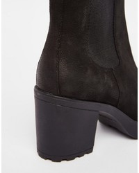 Черные ботильоны из нубука от Vagabond