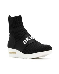 Черные ботильоны на резинке от DKNY