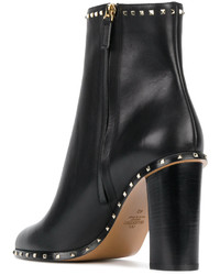 Черные ботильоны от Valentino