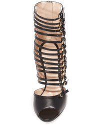 Черные ботильоны от Giambattista Valli