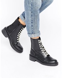 Женские черные ботинки от Pull&Bear