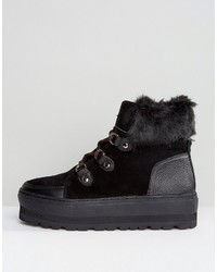 Женские черные ботинки от Sixty Seven