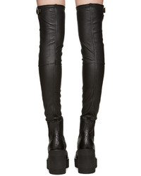 Черные ботфорты от Sacai