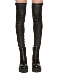 Черные ботфорты от Sacai