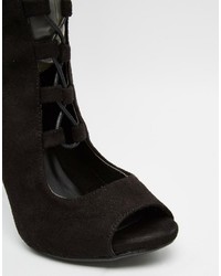 Черные ботфорты от Daisy Street