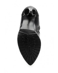 Черные ботфорты от Catisa