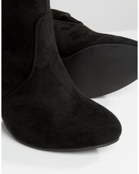 Черные ботфорты от Boohoo