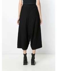 Черные брюки-кюлоты со складками от Uma Raquel Davidowicz