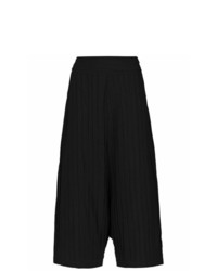 Черные брюки-кюлоты со складками от Uma Raquel Davidowicz