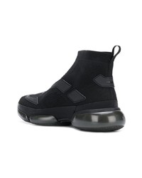 Мужские черные высокие кеды от Prada