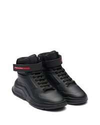 Мужские черные высокие кеды от Prada