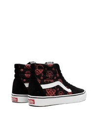 Мужские черные высокие кеды от Vans